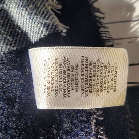 Plush Scarf - Blue Plaid - Picture 3 of 4